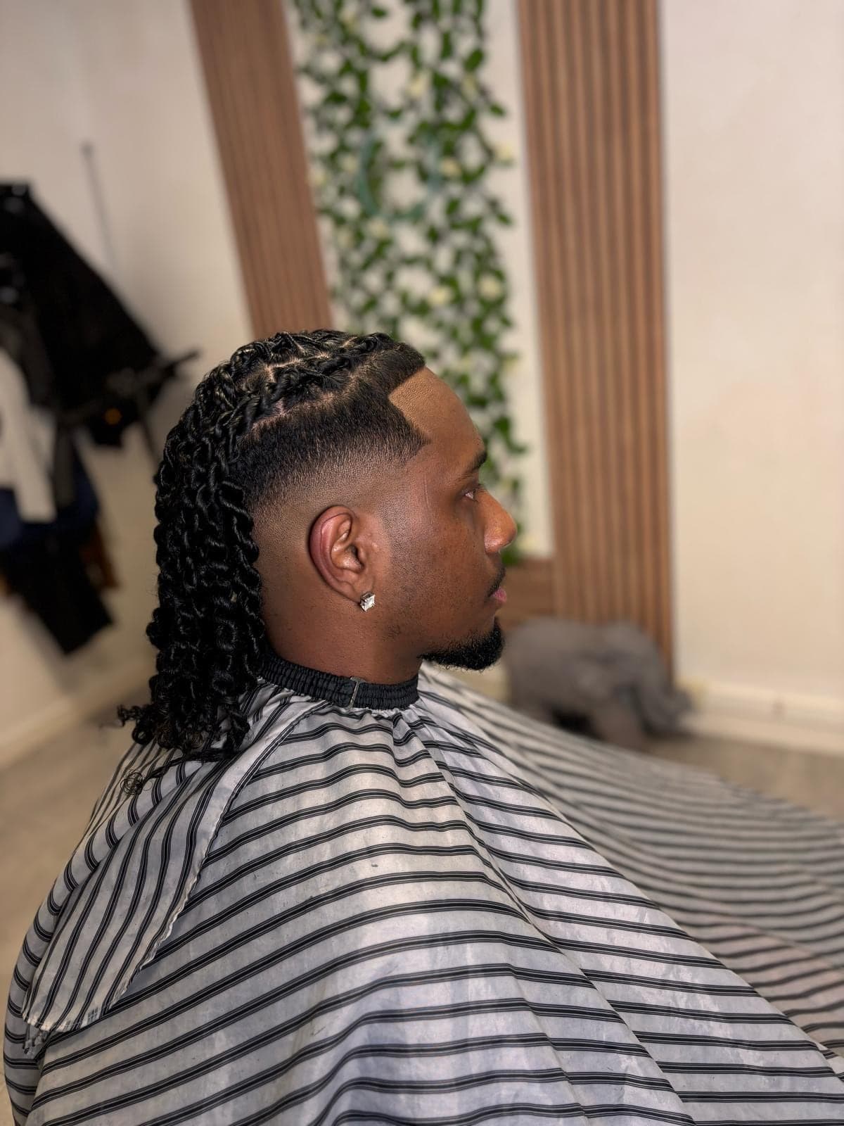 Tresses avec dégradé sur les côtés